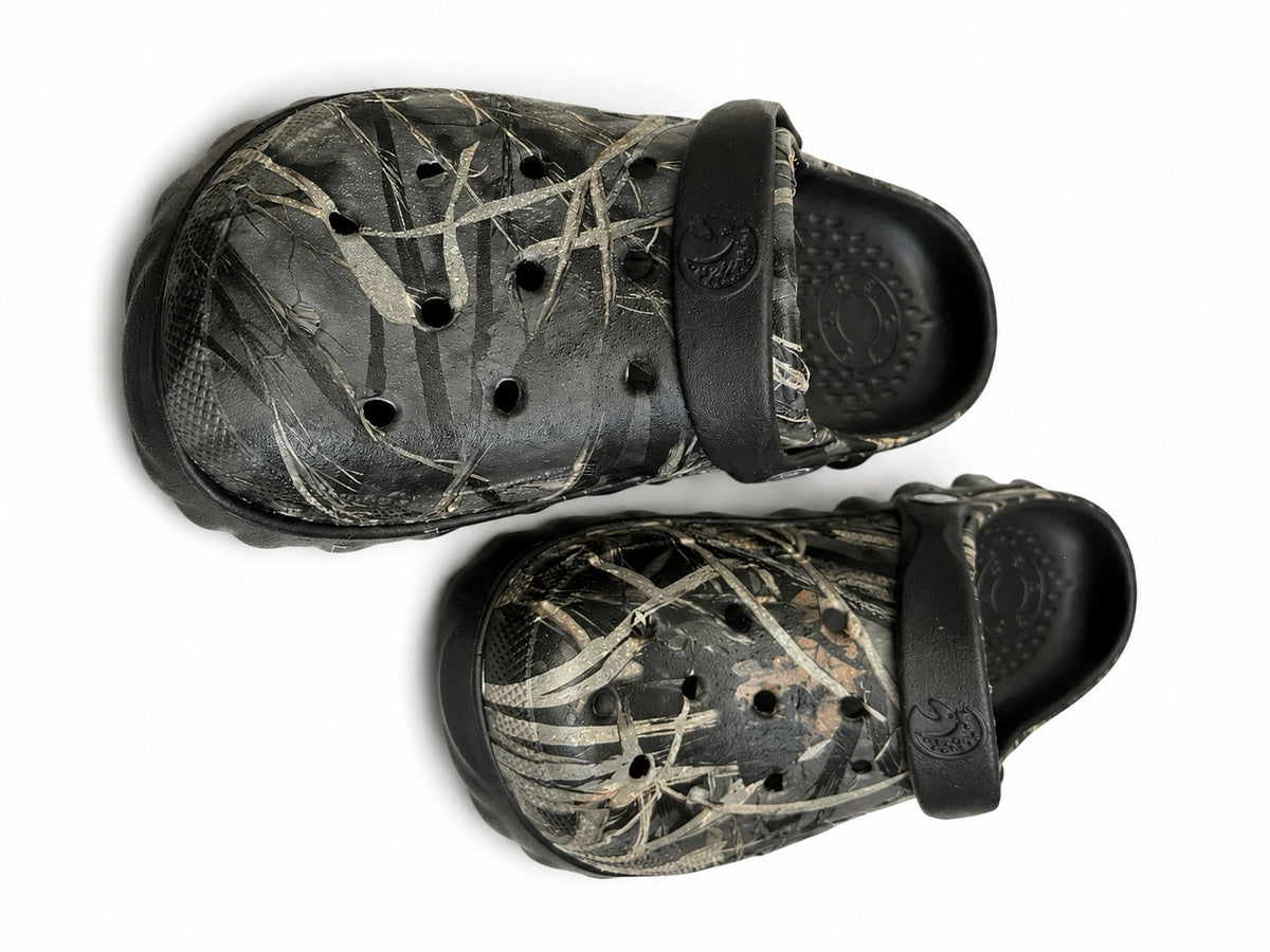 Youth Crocs Clogs – Slippers, Sandals & Crocs (3)