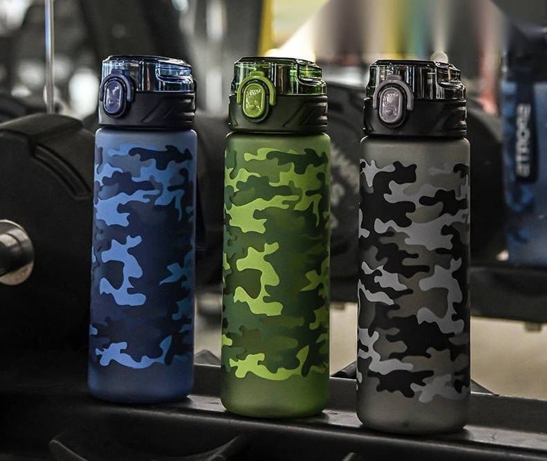 Lightning water bottle – Water Bottles & Shakers (6)