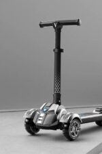 3-Wheel Scooter - Image 3